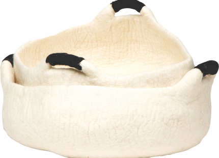 Stilvoller weisser Korb mit Griffen für vielseitige Aufbewahrung