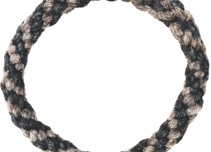 Handgefertigter Seilring in Naturgrau für einen lässigen Look