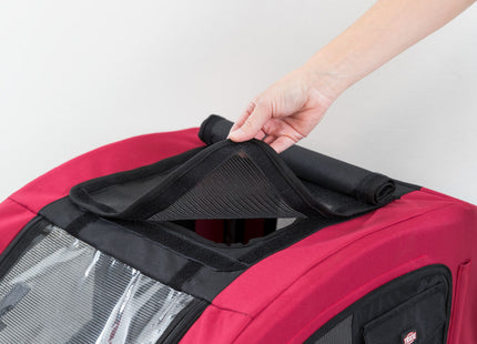 Schwarzer und roter Fahrradanhänger von Trixie für Haustiere