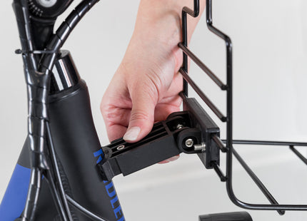 Schwarzer Fahrradkorb von Trixie für die Vorderseite deines Fahrrads