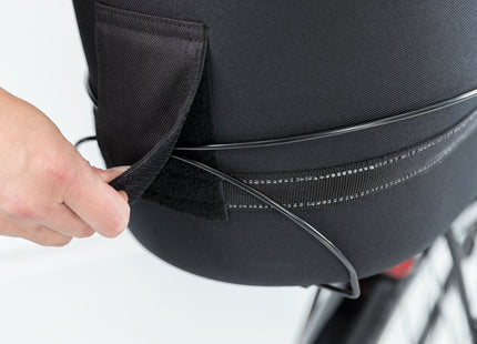 Schwarzer Fahrradkorb für breite Gepäckträger von Trixie