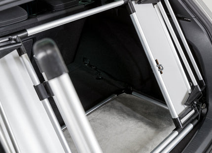 Schützendes Universal-Heckgitter in Silber-Schwarz von Trixie