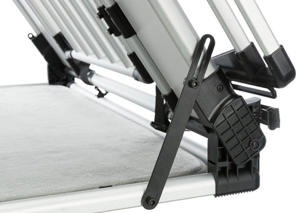 Schützendes Universal-Heckgitter in Silber-Schwarz von Trixie