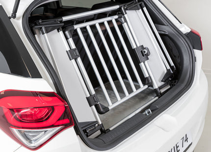 Schützendes Universal-Heckgitter in Silber-Schwarz von Trixie