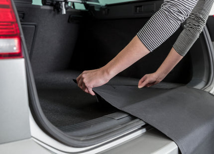 Schwarze Stossstangenschürze von Trixie für Hunde