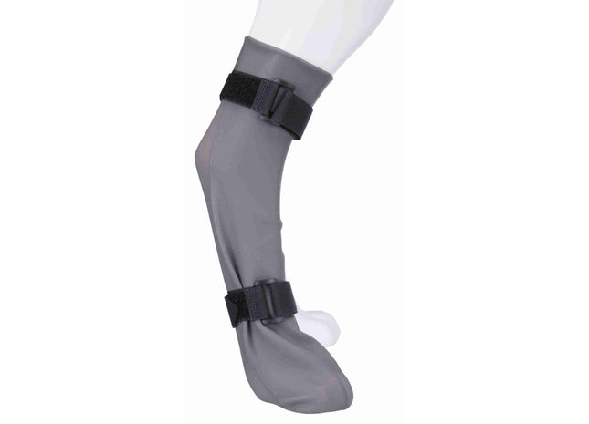 Schützende graue Silikonschutzsocke von Trixie für Haustiere