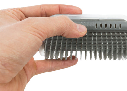 Sanfte Massagebürste für Katzen in Grau von Trixie