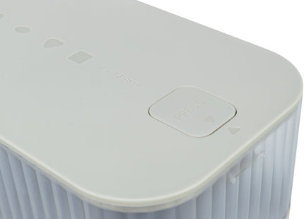 Automatischer Futterautomat für Haustiere in Hellgrau