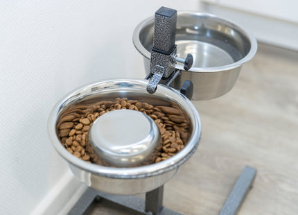 Trixie Hundebar mit 2 Edelstahlnäpfen