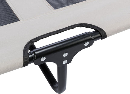 Bequeme Hundeliege in Beige und Schwarz für entspannte Ruhephasen