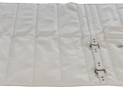 Stilvolle Reisedecke in Hellgrau mit Kunstlederbesatz von Trixie