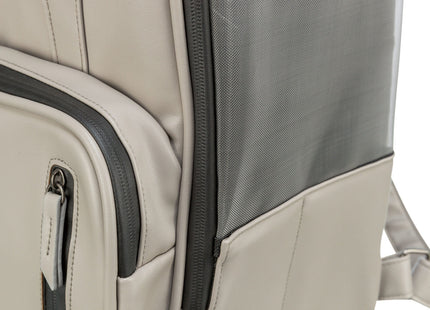 Modischer Trixie Rucksack in Hellgrau für den urbanen Stil