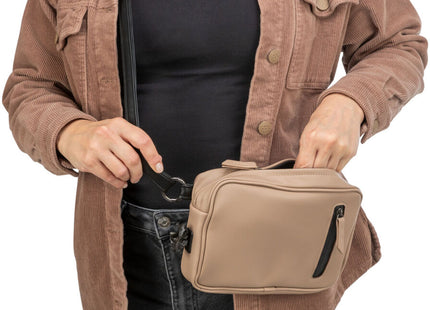 Praktische Gassitasche in Cappuccino-Farbe für unterwegs