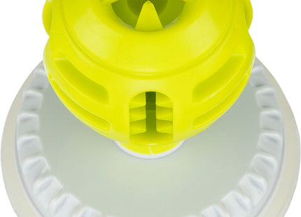 Trixie Lick'n'Snack Ball aus TPE/ABS für Hunde - interaktives Spielzeug und Snackspender