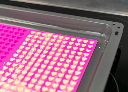 Trixie - Backmatte mit Herzen, Silikon - Hochwertige Silikon-Backmatte mit niedlichen Herzmotiven für perfekte Backergebnisse