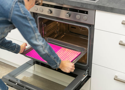 Trixie - Backmatte mit Herzen, Silikon - Hochwertige Silikon-Backmatte mit niedlichen Herzmotiven für perfekte Backergebnisse